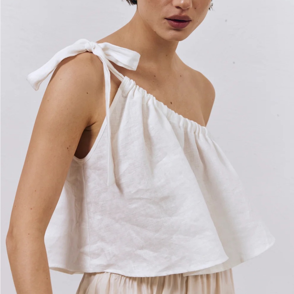 Brand new with tag Vrg grl top